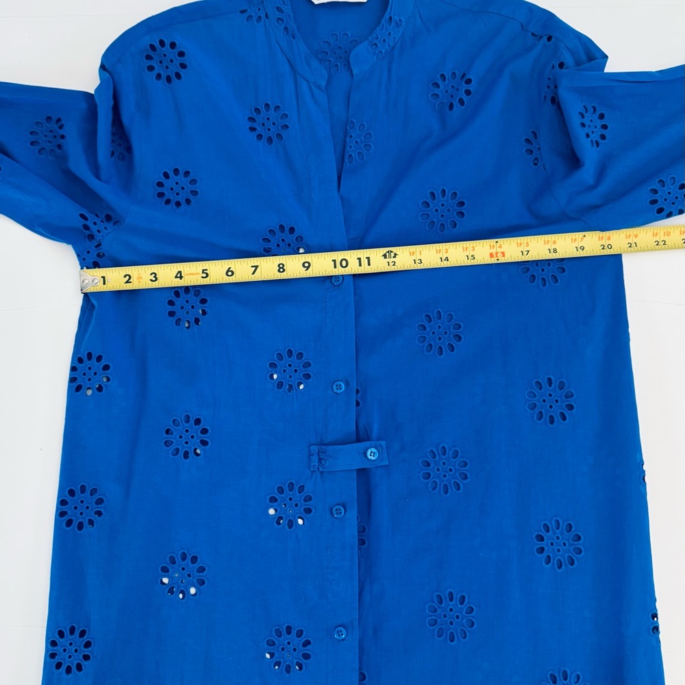 Zara of Paris / Vibrant Blue Eyelet Button-Up Dress or Duster - Picture 10 of 14